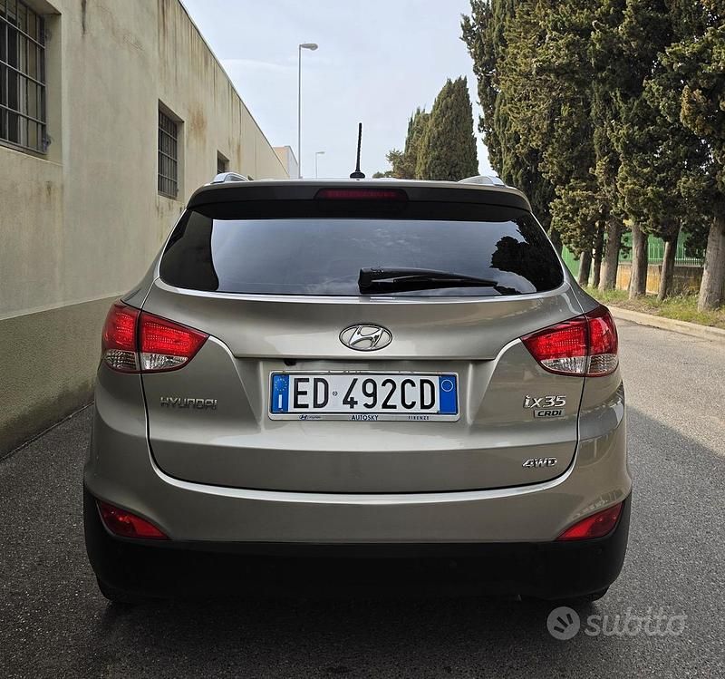 Usata Hyundai ix35 Style 184 CV (135 kW) 2010 Oro SUV