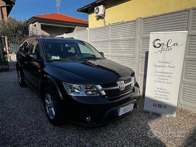 Usata Fiat Freemont Urban 170 CV (125 kW) 2013 Nero SUV