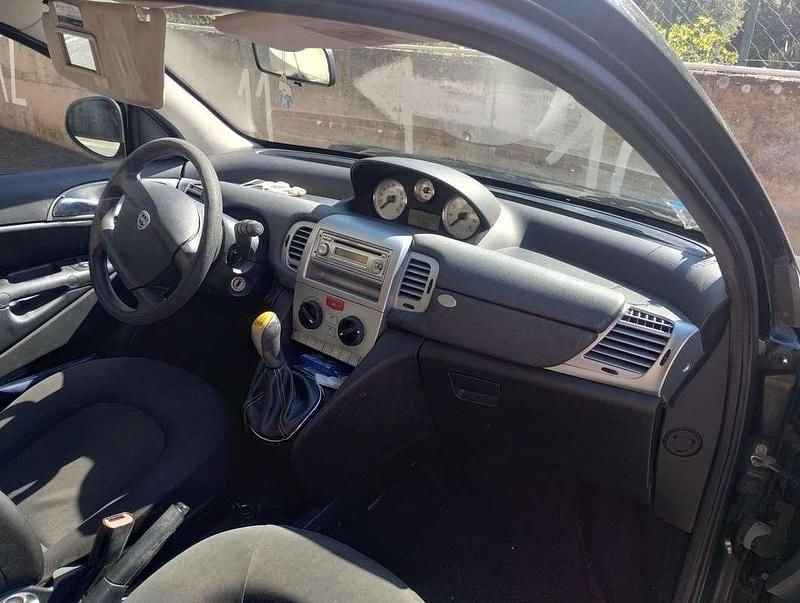 Usata Lancia Ypsilon 75 CV (55 kW) 2013 Utilitaria