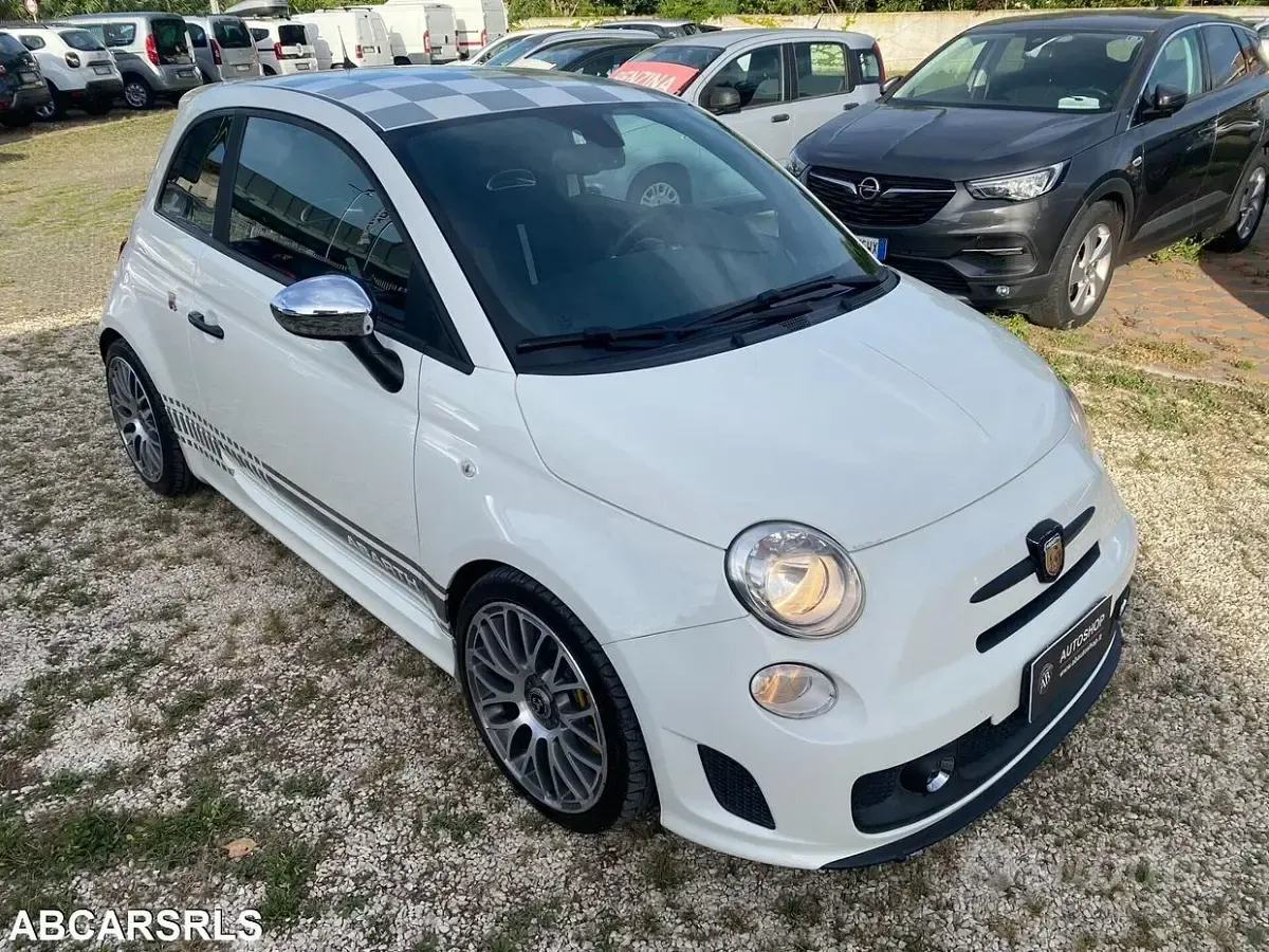 Usata Abarth 500 Custom 135 CV (99 kW) 2015 Bianco Utilitaria
