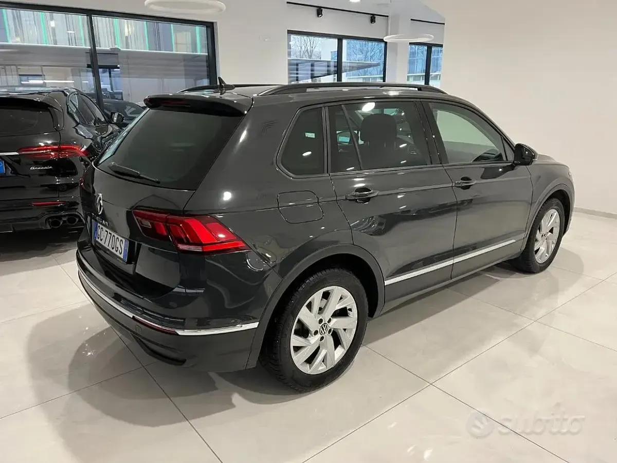 Usata VW Tiguan Advance 150 CV (110 kW) 2020 Grigio SUV