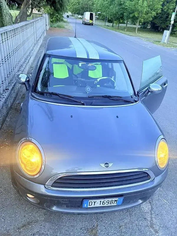 Usata Mini ONE 95 CV (69 kW) 2009 Utilitaria