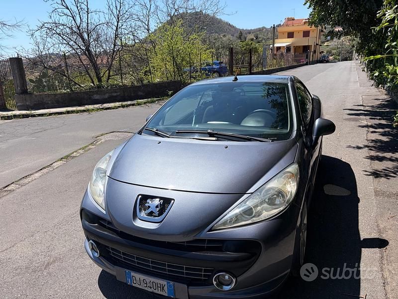 Usata Peugeot 207 CC 112 CV (82 kW) 2007 Cabrio