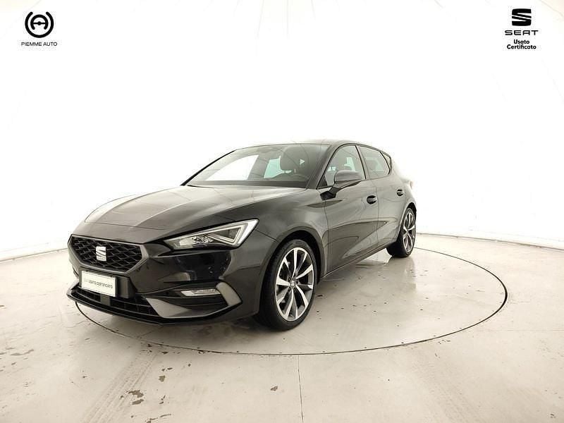 Usata Seat Leon FR 131 CV (96 kW) 2022 Nero Utilitaria