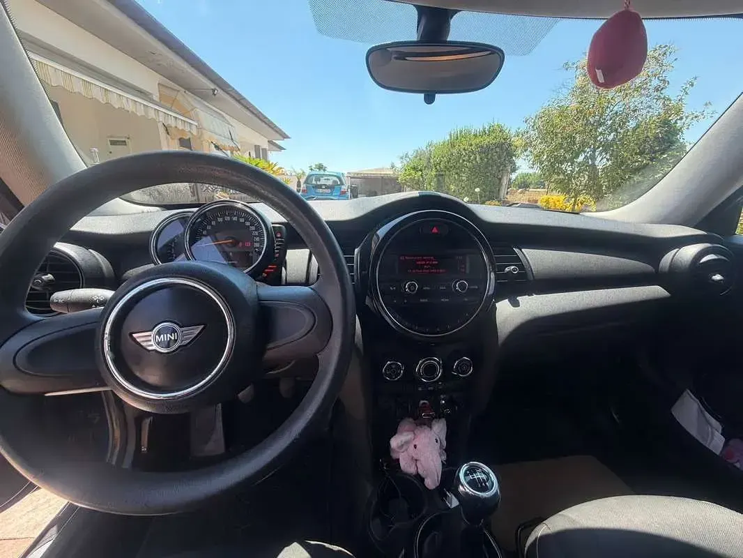 Usata Mini ONE 75 CV (55 kW) 2014 Utilitaria