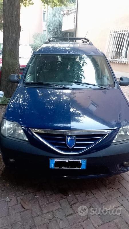 Usata Dacia Logan 105 CV (77 kW) 2007 Blu Berlina