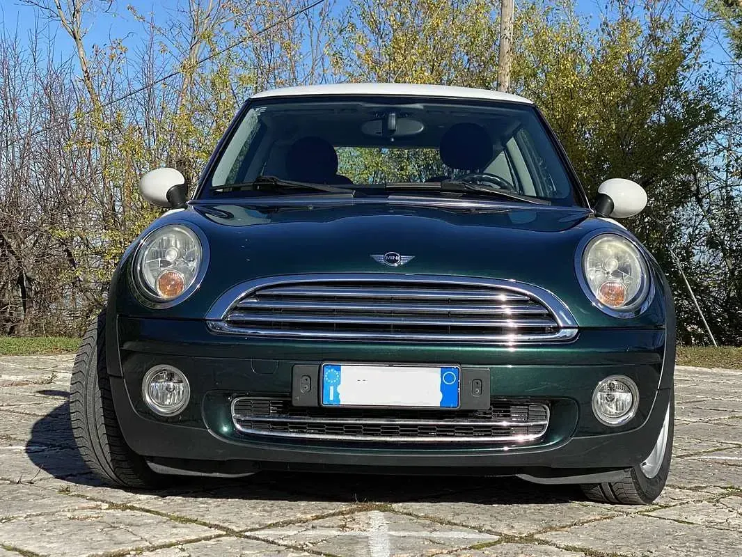 Usata Mini Cooper 120 CV (88 kW) 2009 Verde Utilitaria