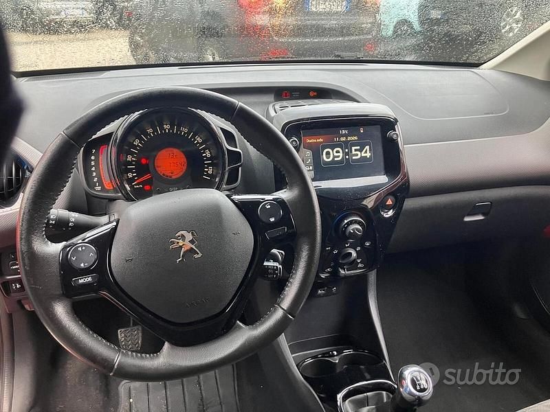 Usata Peugeot 108 Allure 72 CV (52 kW) 2021 Rosso Berlina