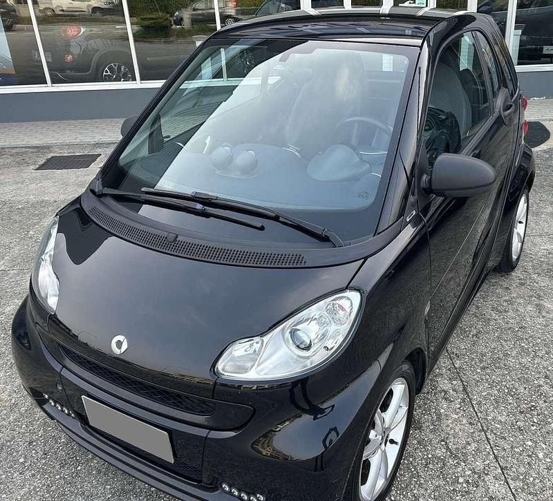 Nero Usata 2011 Smart ForTwo Coupé Pulse Utilitaria | 5500 € (Cara) - Immagine 1/4