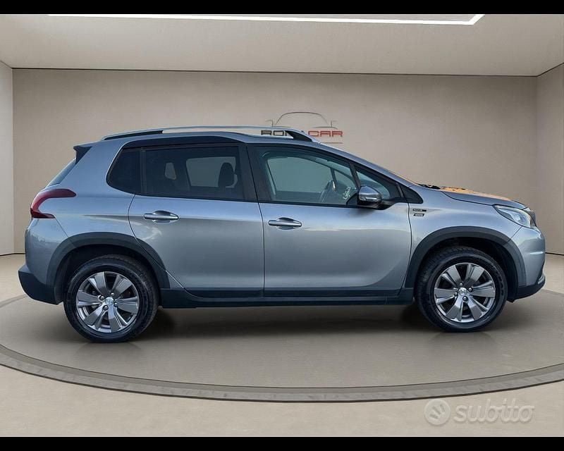 Usata Peugeot 2008 Signature Sky 110 CV (80 kW) 2019 Grigio SUV