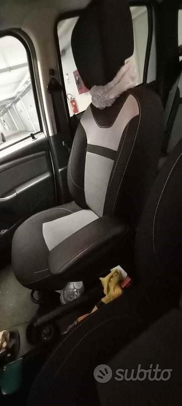 Usata Dacia Duster 114 CV (83 kW) 2018 Bianco SUV