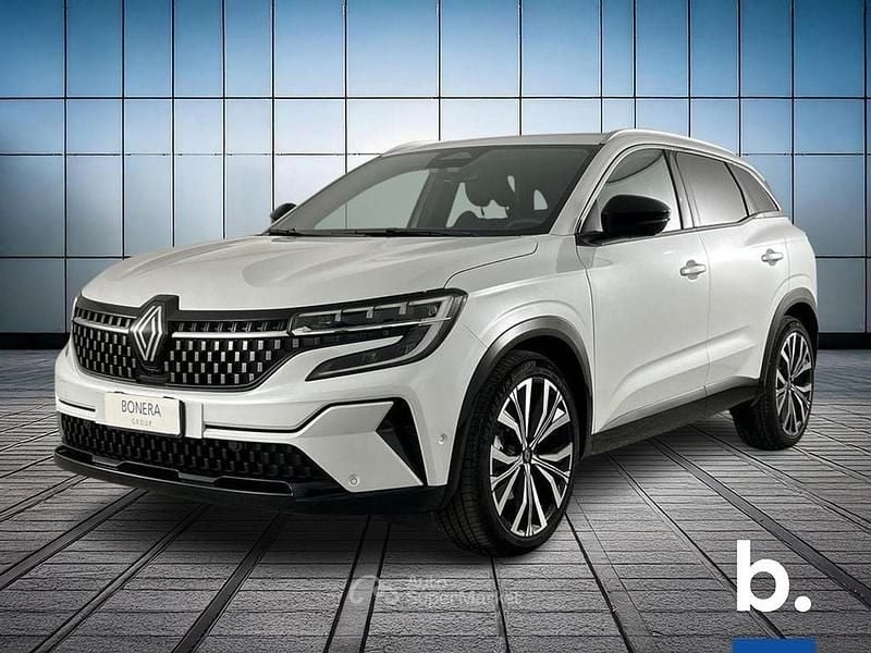 Usata Renault Austral Iconic 199 CV (146 kW) 2024 Bianco SUV