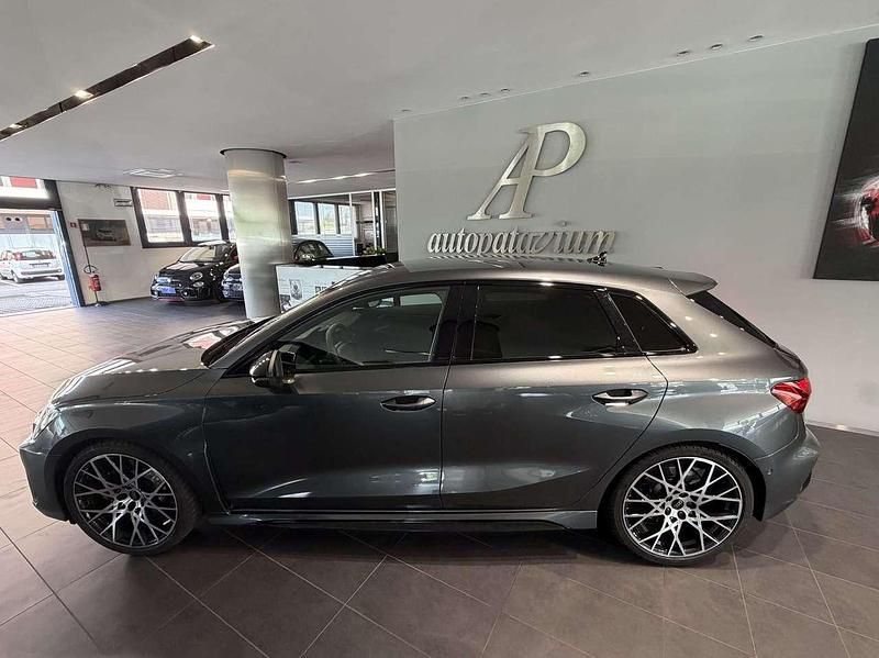Usata Audi RS3 Ambiente 400 CV (294 kW) 2025 Daytona metallizzato Berlina