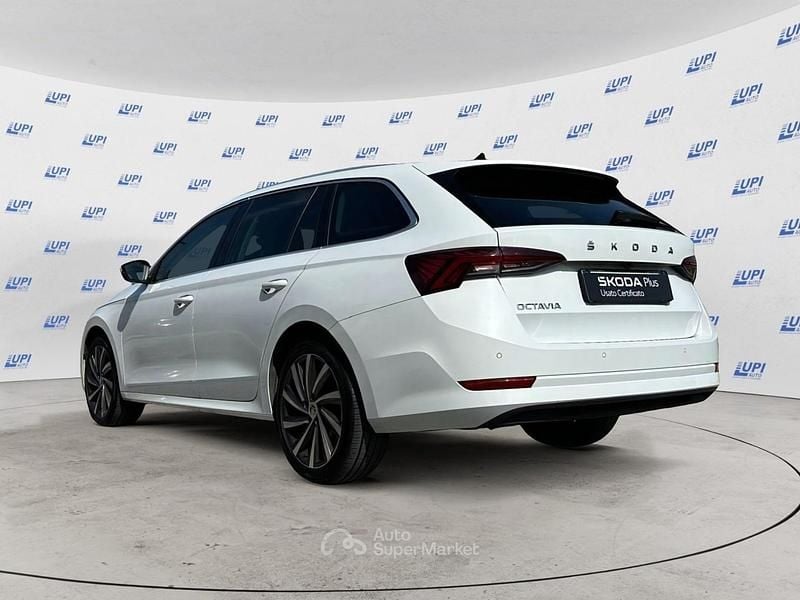 Usata Skoda Octavia Style 150 CV (110 kW) 2023 Bianco Station wagon