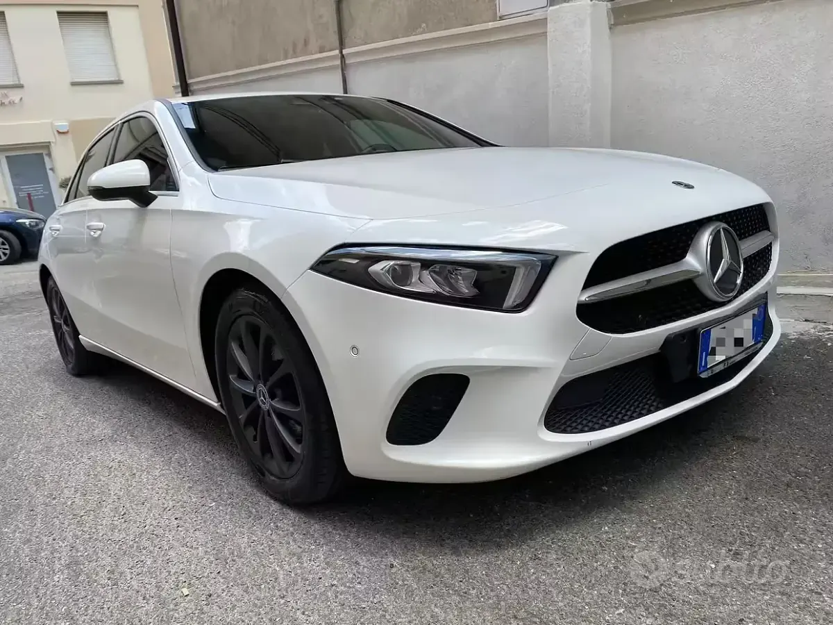 Usata Mercedes 180 136 CV (100 kW) 2019 Bianco Berlina
