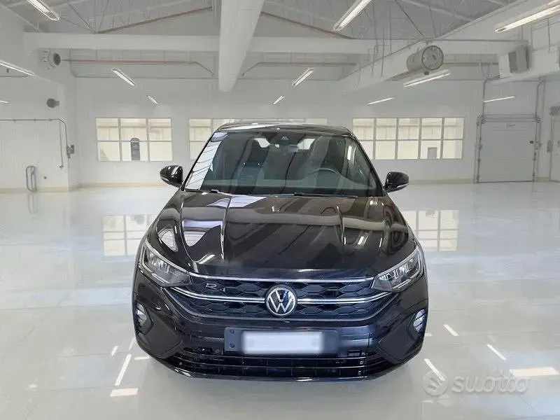 Usata VW Taigo R-line 110 CV (80 kW) 2022 Nero SUV