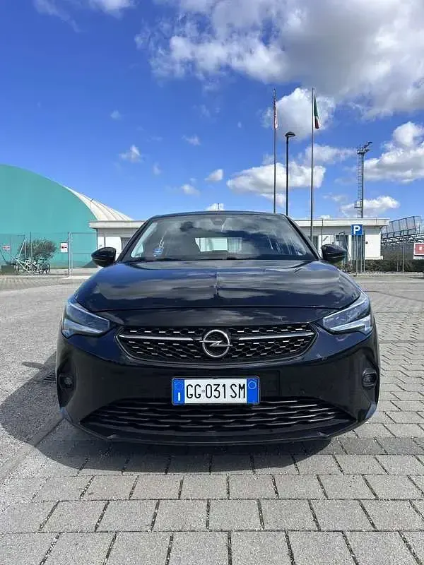 Usata Opel Corsa Elegance 101 CV (74 kW) 2019 Utilitaria