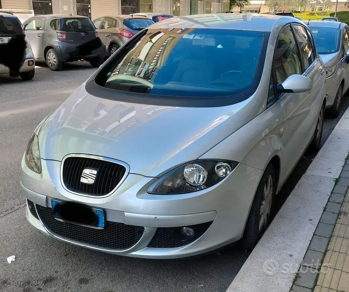 Usata Seat Altea 105 CV (77 kW) 2006 Grigio Monovolume