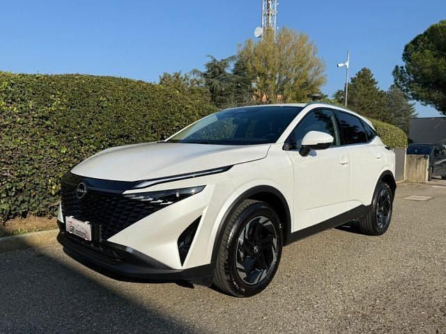 Usata Nissan Qashqai N-Connecta 140 CV (102 kW) 2025 Bianco SUV