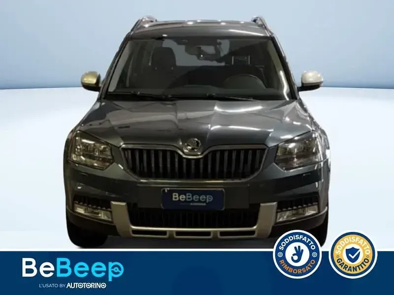 Usata Skoda Yeti Ambition 110 CV (80 kW) 2015 Grigio metallizzato SUV