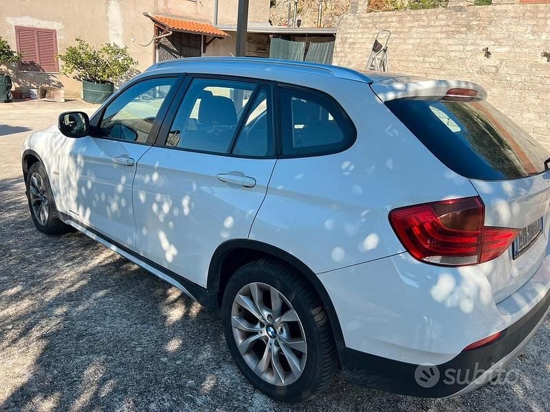Usata BMW X1 143 CV (105 kW) 2012 Bianco SUV