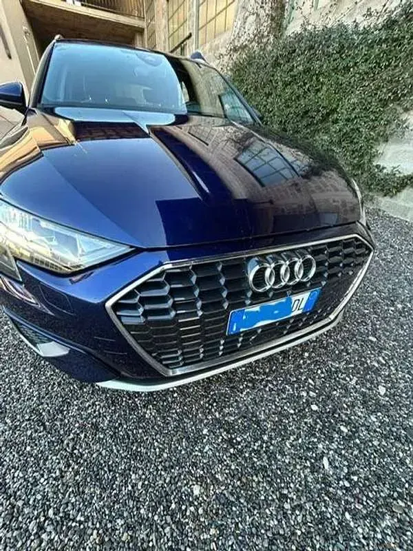 Usata Audi A3 116 CV (85 kW) 2021 Blu/azzurro Berlina