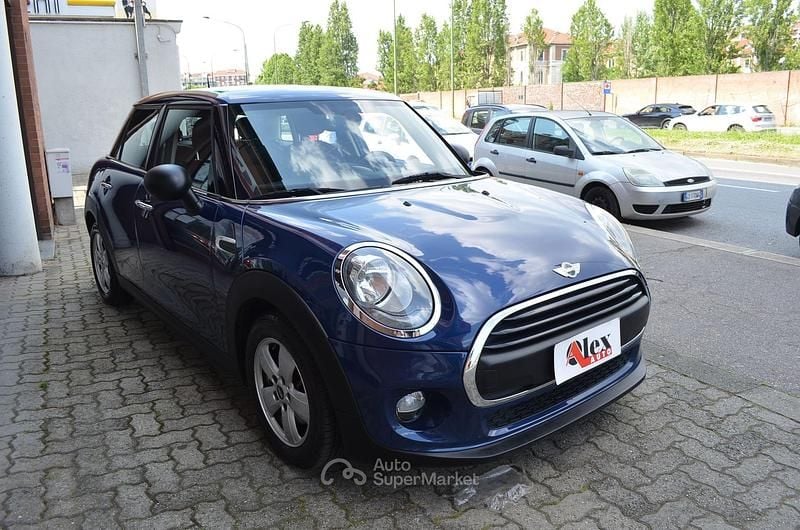 Usata Mini ONE Business 95 CV (69 kW) 2017 Blu Utilitaria