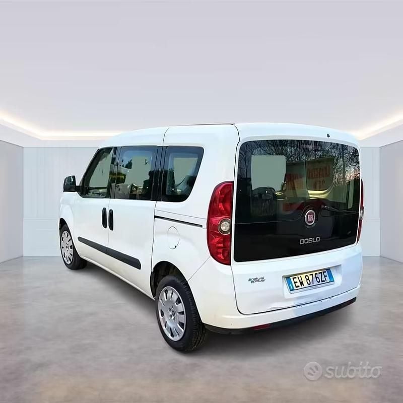 Usata Fiat Doblò 120 CV (88 kW) 2014 Bianco Monovolume
