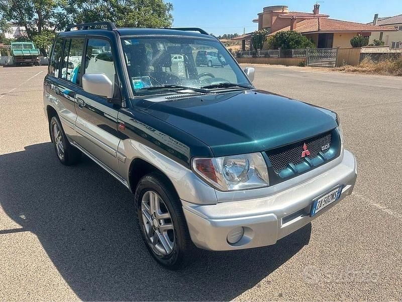 Usata Mitsubishi Pajero 129 CV (94 kW) 2002 Verde SUV