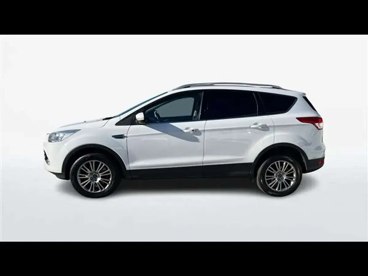 Usata Ford Kuga Titanium 140 CV (102 kW) 2014 Bianco SUV