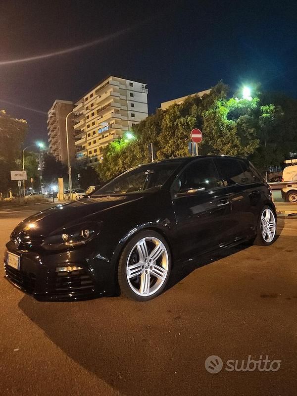 Usata VW Golf VI 310 CV (228 kW) 2010 Nero Utilitaria