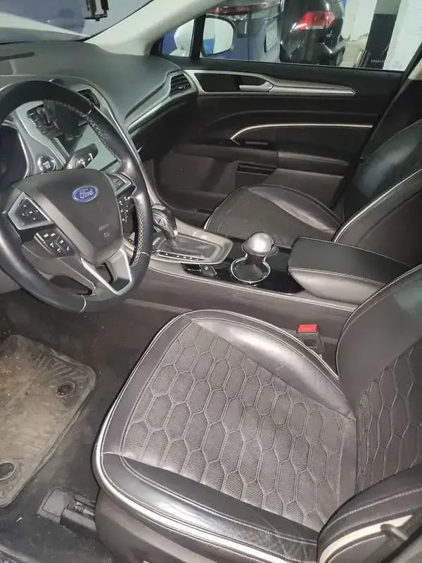 Usata Ford Mondeo Vignale 140 CV (102 kW) 2019 Bianco Berlina
