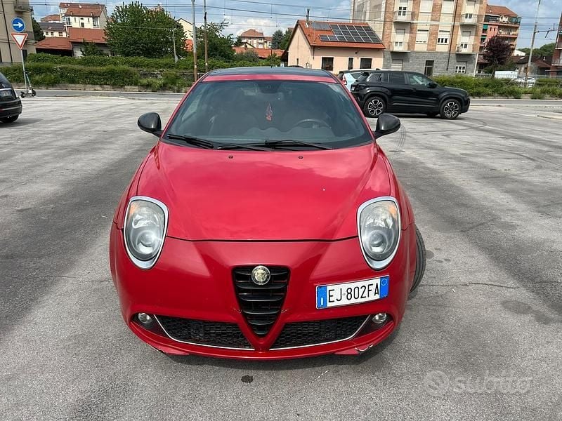 Usado Alfa Romeo MiTo Quadrifoglio 170 CV (125 kW) 2011 Rojo Utilitario