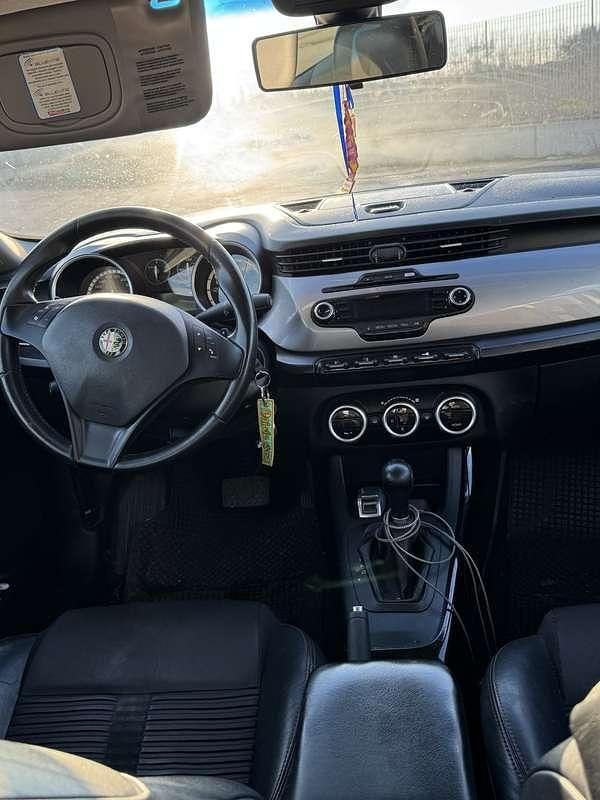 Usata Alfa Romeo Giulietta Exclusive 170 CV (125 kW) 2012 Utilitaria
