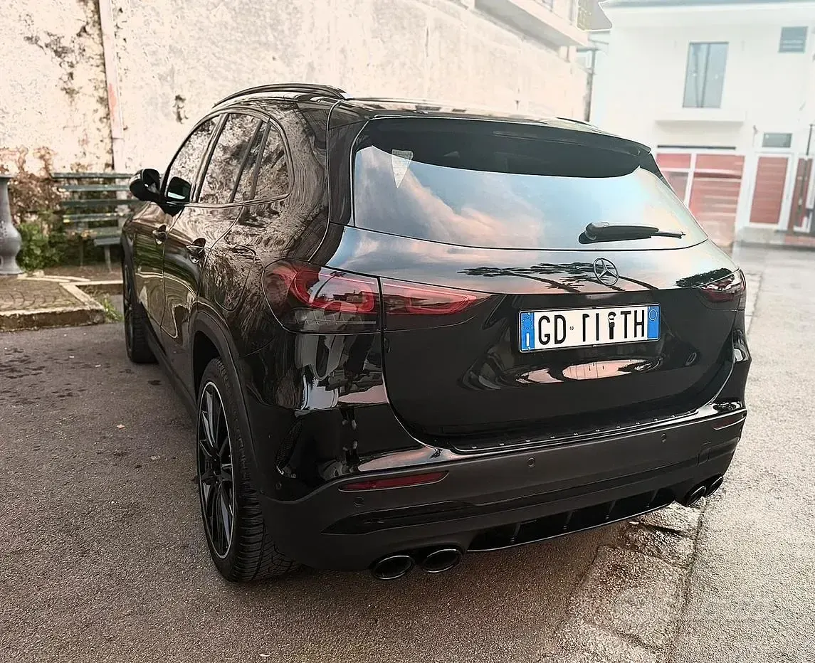 Usata Mercedes GLA200 150 CV (110 kW) 2020 Nero SUV