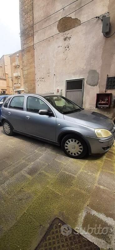 Usata Opel Corsa 2005 Grigio Utilitaria