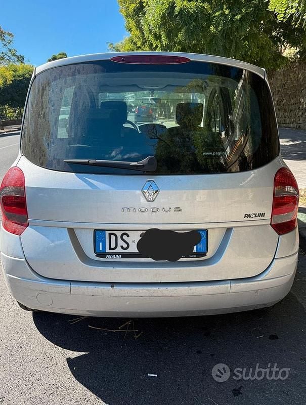 Grigio Usata 2008 Renault Modus Monovolume | 999 € (Super prezzo) - Immagine 1/4