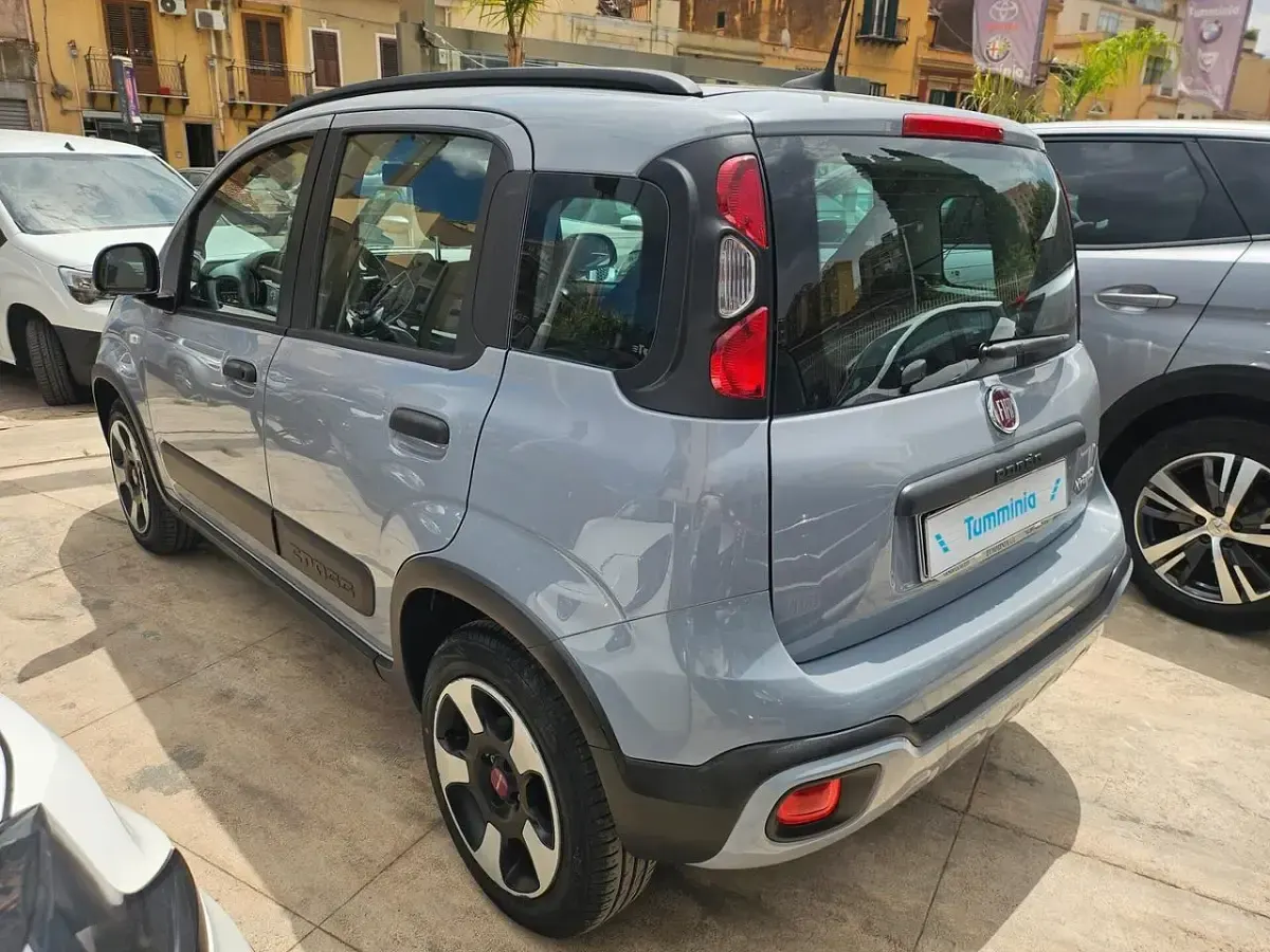 Usata Fiat Panda Cross Cross 69 CV (50 kW) 2022 Grigio Utilitaria