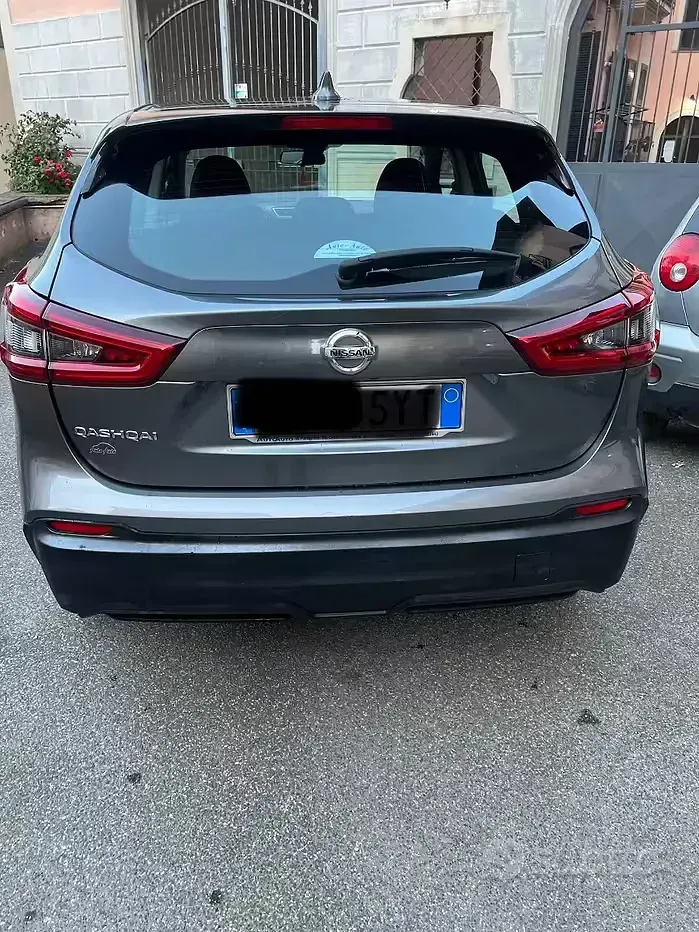 Usata Nissan Qashqai 2019 Grigio SUV