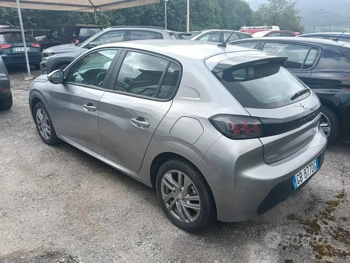 Usata Peugeot 208 Active 102 CV (75 kW) 2020 Grigio Utilitaria