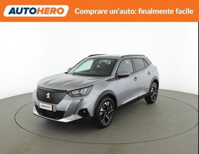 Usata Peugeot 2008 Allure 131 CV (96 kW) 2021 Argento SUV