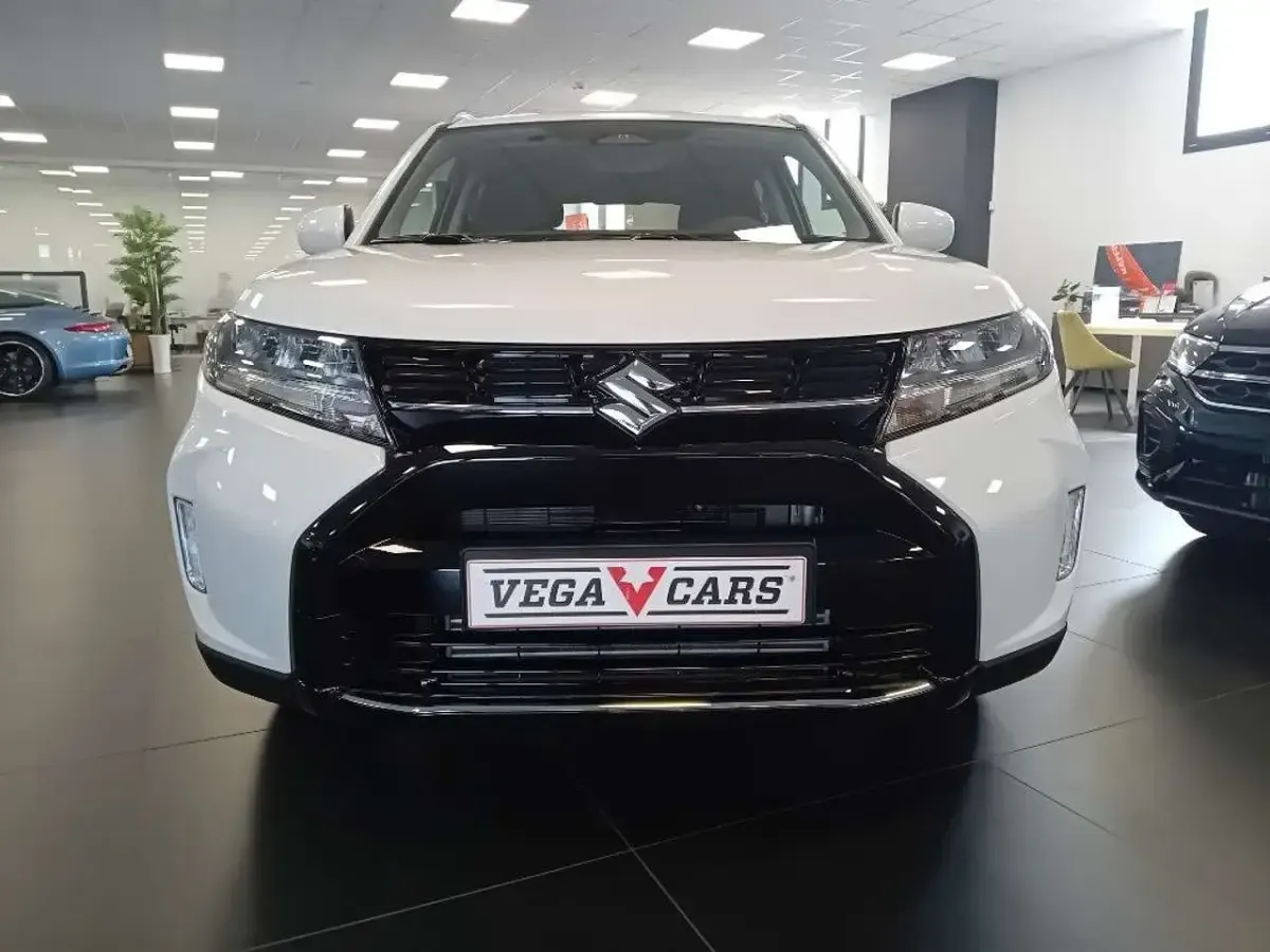 Nuova Suzuki Vitara Cool 110 CV (80 kW) 2026 Bianco SUV