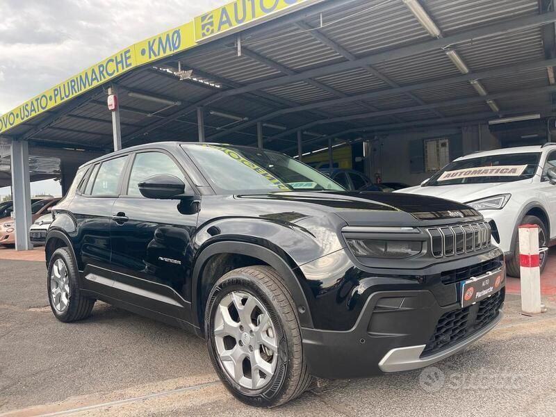 Usata Jeep Avenger Altitude 101 CV (74 kW) 2024 Nero SUV