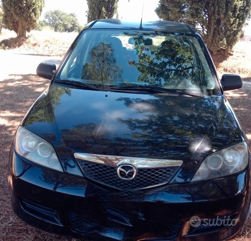 Usata Mazda 2 75 CV (55 kW) 2006 Nero Berlina