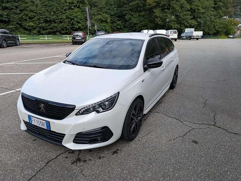 Usata 2019 Peugeot 308 SW GT Station wagon | 12.900 € (Cara) - Immagine 1/4