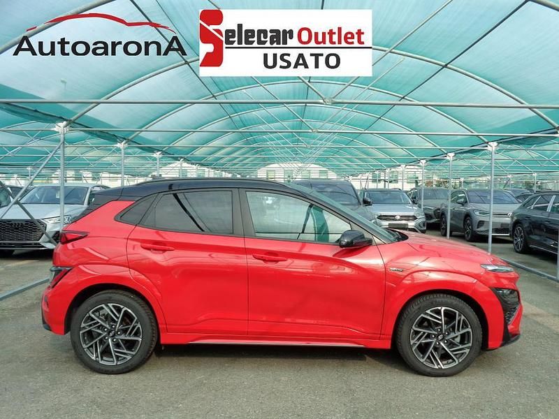 Usata Hyundai Kona N Line 120 CV (88 kW) 2022 Rosso metallizzato SUV