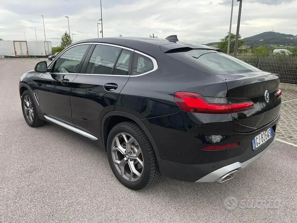 Usata BMW X4 190 CV (139 kW) 2022 Nero SUV