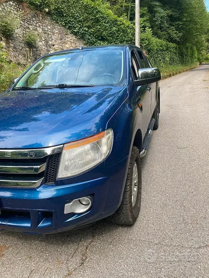 Usata Ford Ranger Limited 160 CV (117 kW) 2016 Bluazzurro Pick-up