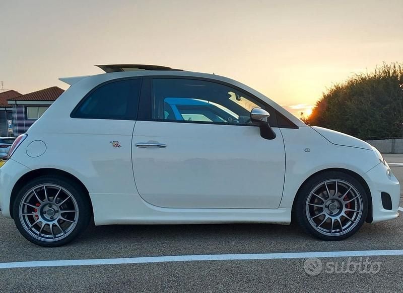 Usata Abarth 500 135 CV (99 kW) 2010 Berlina