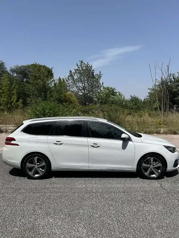 Usata Peugeot 308 SW Allure 120 CV (88 kW) 2018 Bianco Station wagon